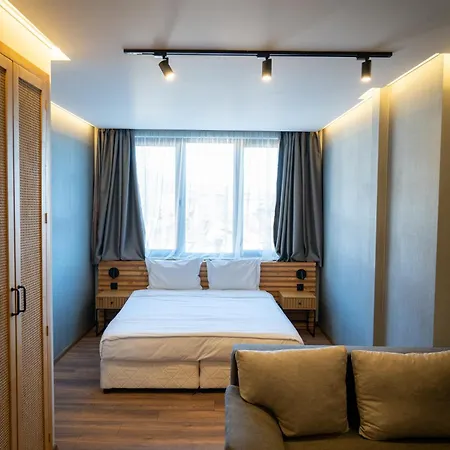 Family Pak Tam Hotel 3*